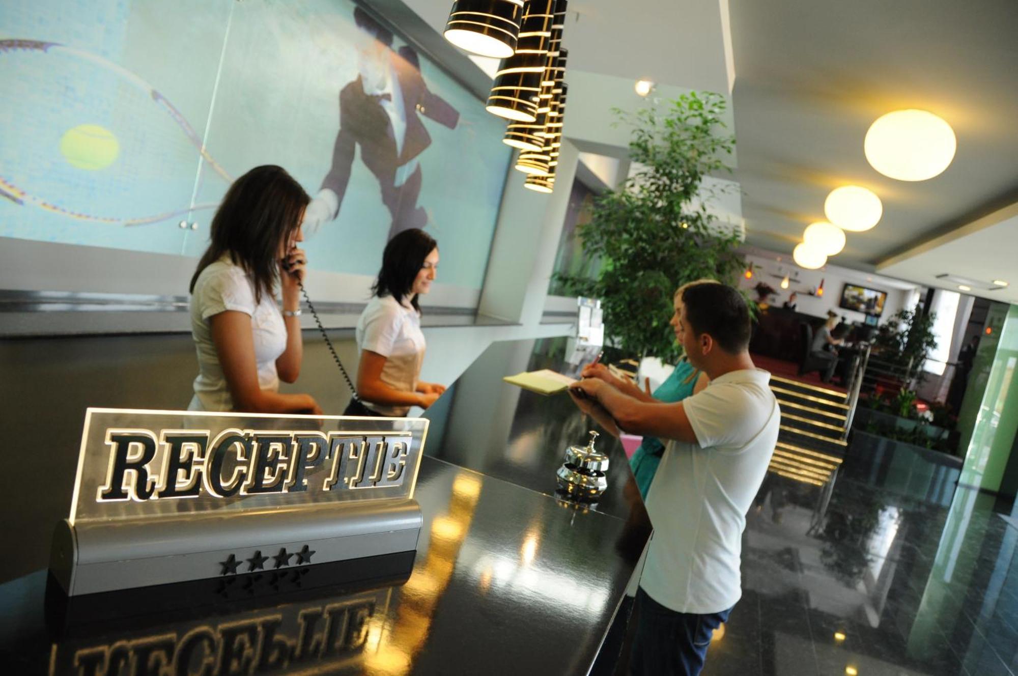 Hotel Emd Μπακάου Εξωτερικό φωτογραφία