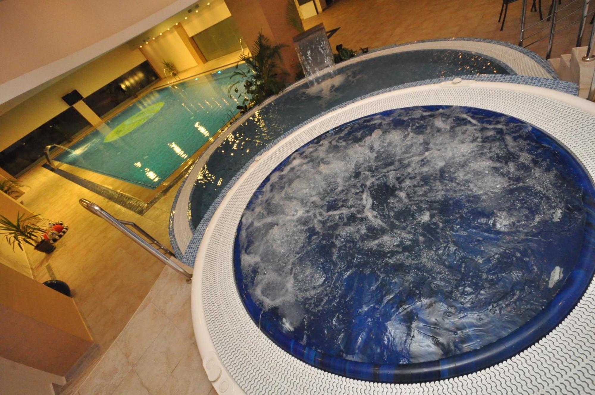 Hotel Emd Μπακάου Εξωτερικό φωτογραφία