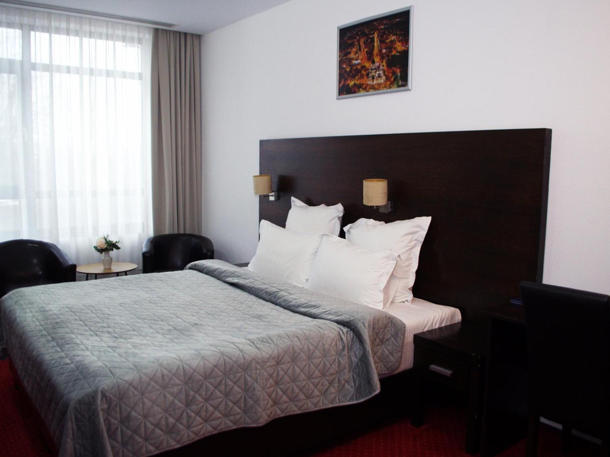 Hotel Emd Μπακάου Εξωτερικό φωτογραφία
