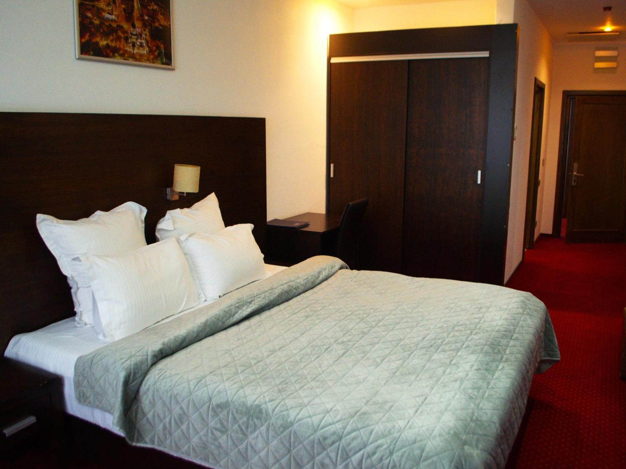 Hotel Emd Μπακάου Εξωτερικό φωτογραφία
