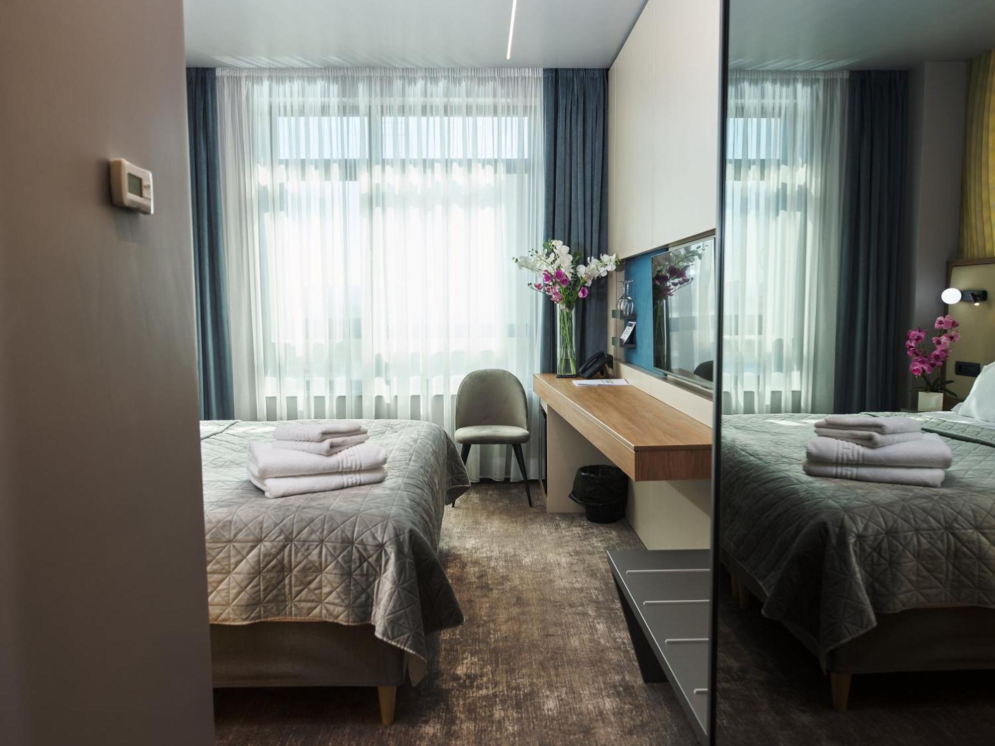 Hotel Emd Μπακάου Εξωτερικό φωτογραφία