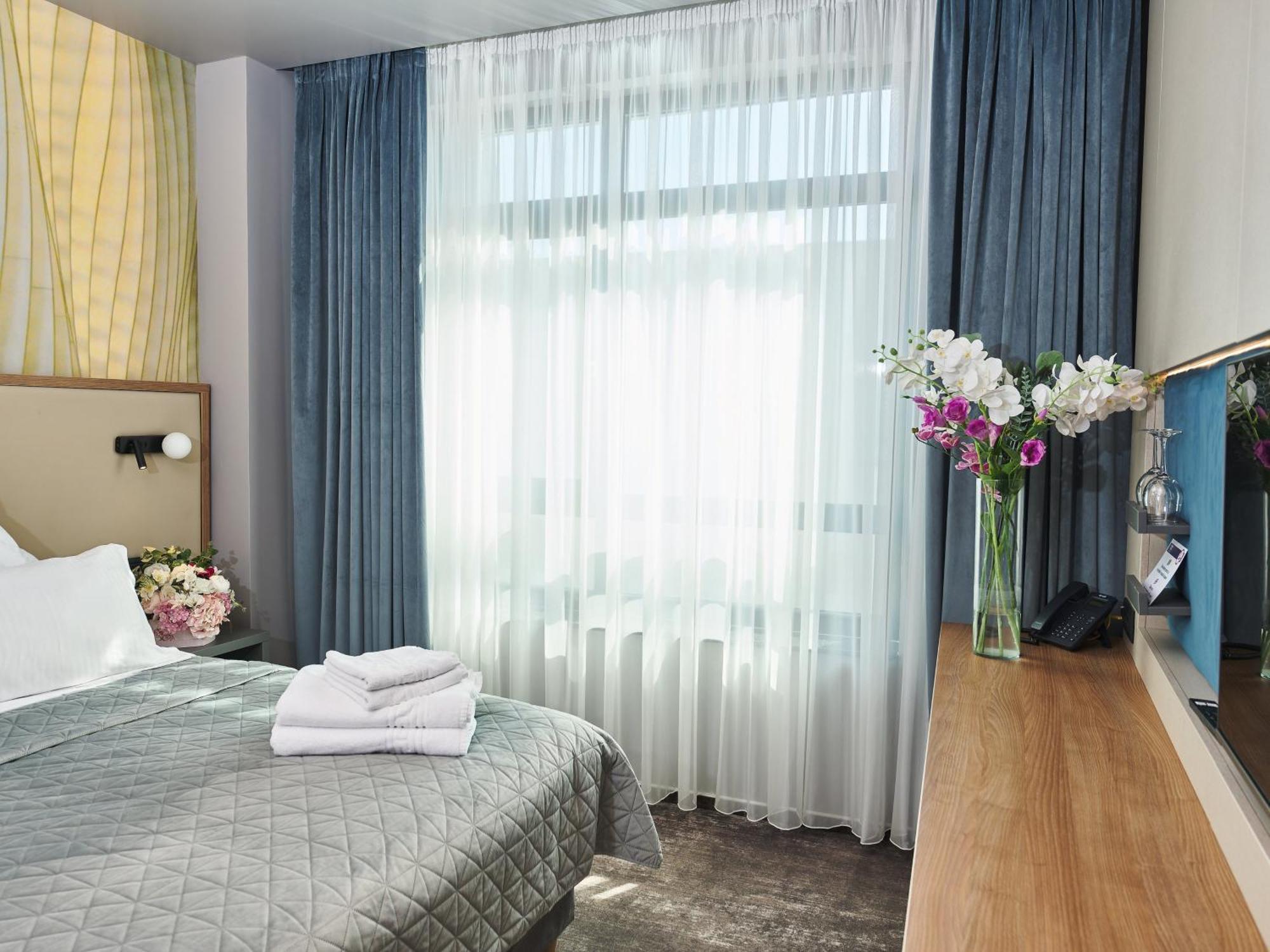 Hotel Emd Μπακάου Εξωτερικό φωτογραφία