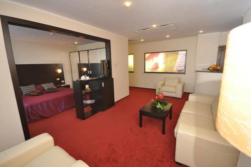 Hotel Emd Μπακάου Εξωτερικό φωτογραφία